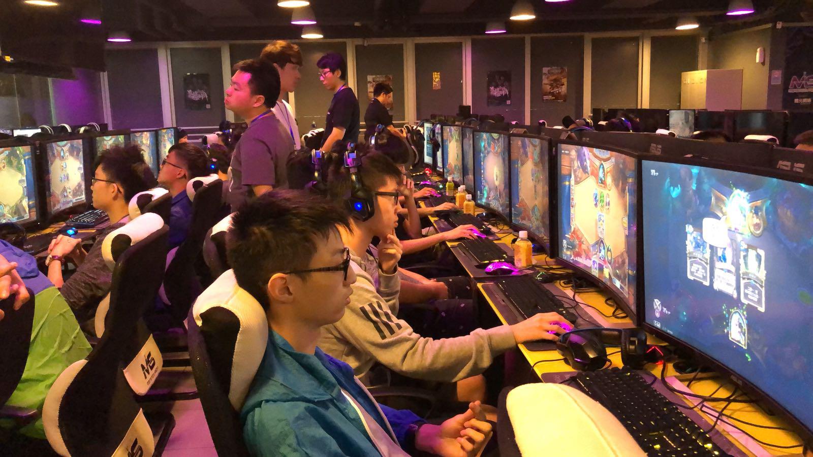 辽宁女排并 辽宁女排并