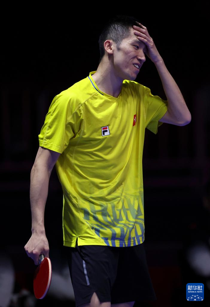 强烈不满 强烈不满